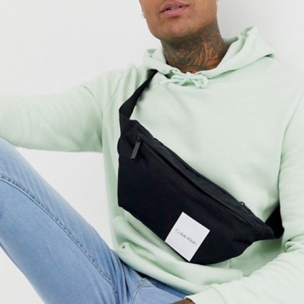 NWT unisex Calvin Klein logo waist bag